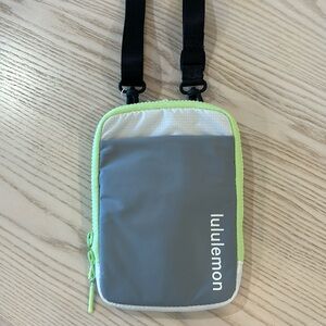 Lululemon Easy Access Crossbody NWT gray neon green and white